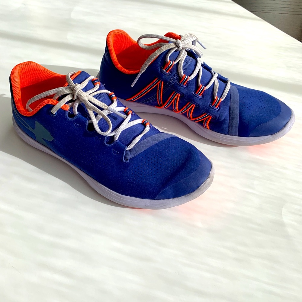 Under Armour Youth sneakers